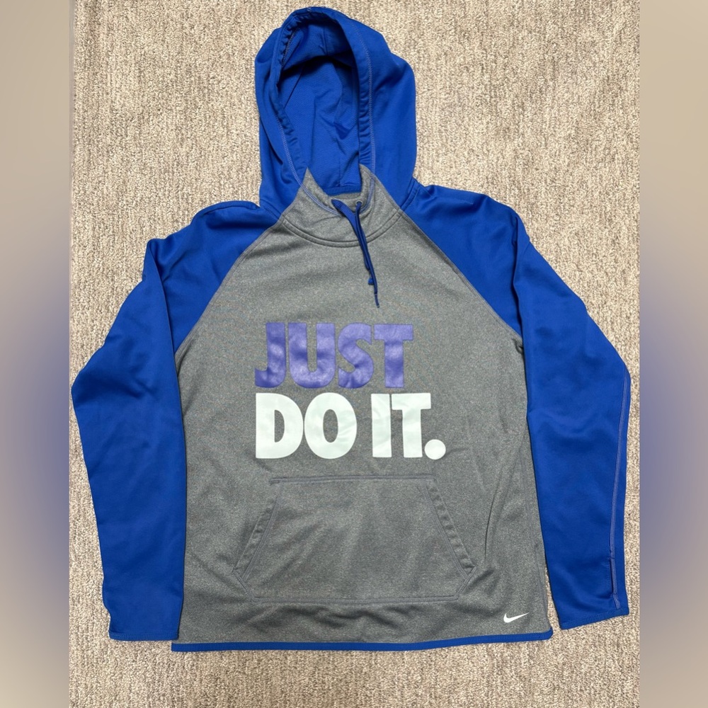 Nike sweatshirt